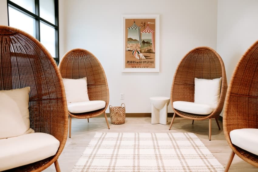 La Jolla Cosmetic Medical Spa waiting area with comfortable knit basket 