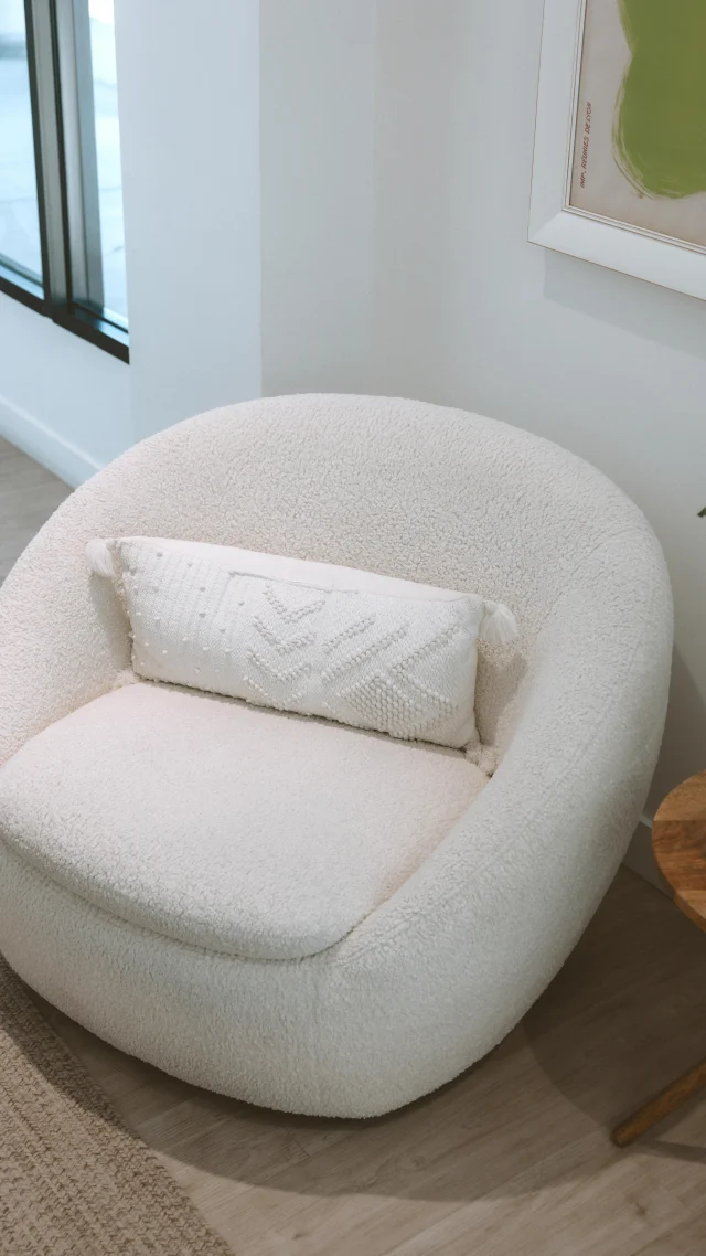 Enhance, correct, but still YOU! ✨ 

Ready for the results of your dreams? Call today to book your complimentary consultation with Kara at our La Jolla office today! 

#ljcms #ljc #sandiegomedspa #lajollacosmetics #skincare #medspa #botox