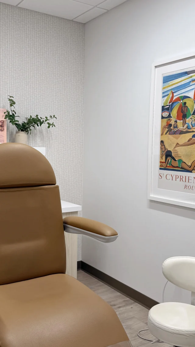 We love a good before + after—especially with Masseter Botox! 💉✨
 Thinking about trying Botox yourself?  New patients get Botox for just $10/unit (40-unit minimum).  Call now to book your free consultation and let’s chat about your goals!

#ljcms #skincare #lajollacosmetics #sandiegomedspa #ljc #botox