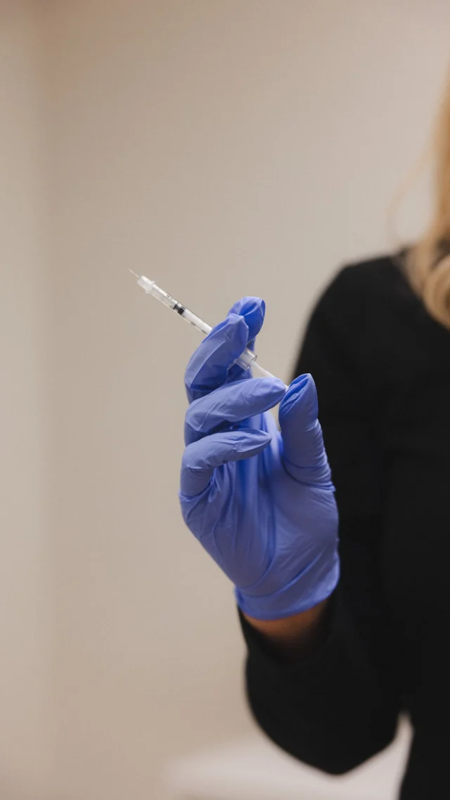 ✨ Give $100, get $100! ✨ ⁠
⁠
Start 2026 glowing with money in your account just by referring your friend to come get treated at LJC! Have a friend or two who loves getting treated?! Refer them to US, and get rewarded. 💖⁠
⁠
Talk to anyone of our staff members at any of our four locations about our referral program today!